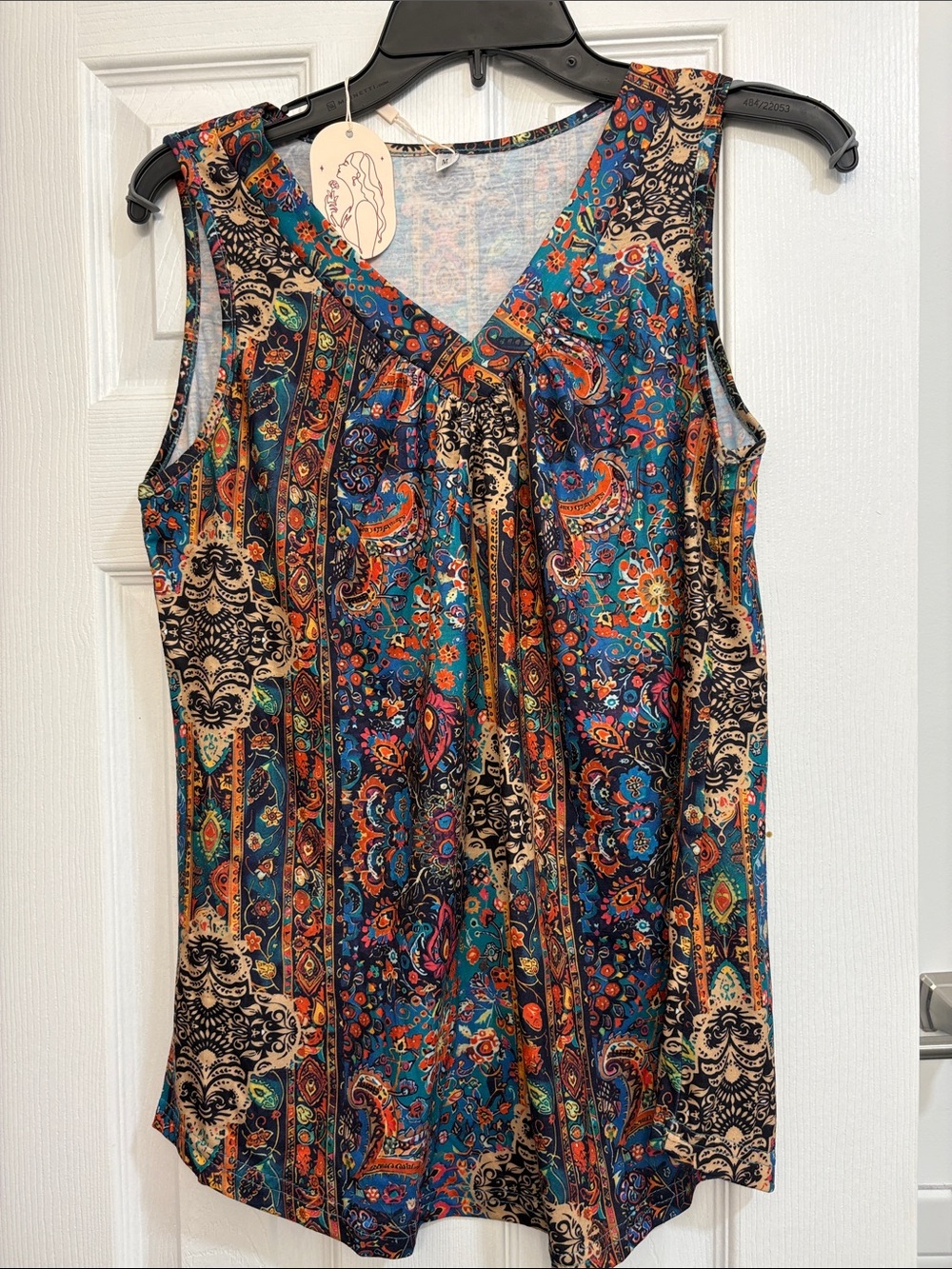 Paisley V-Neck Sleeveless Camisole